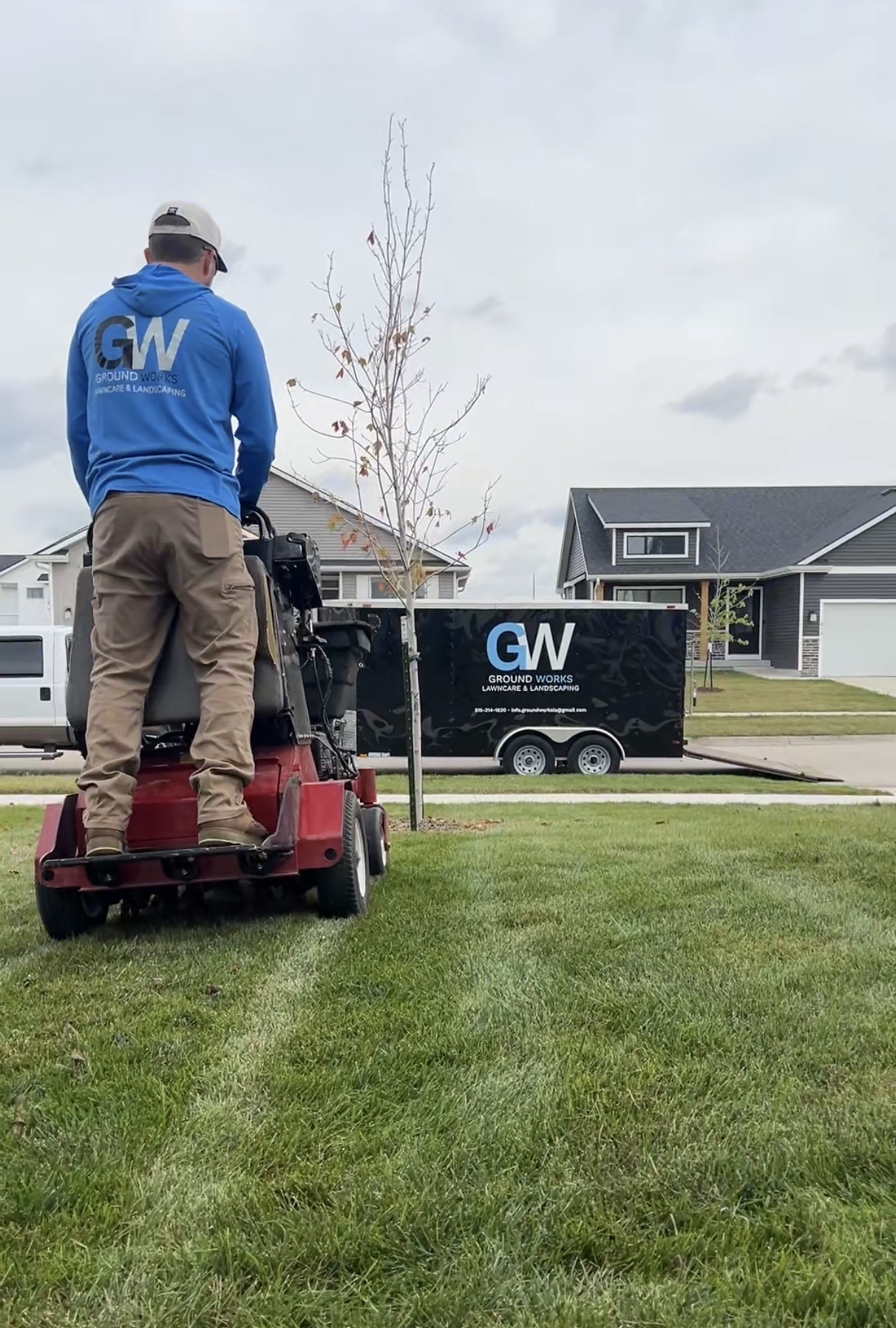 Tidy property after fall cleanup in Ankeny